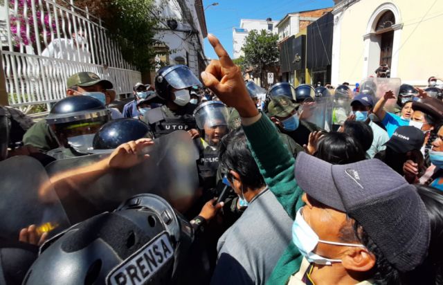 Torres propone un “incentivo” a los estudiantes de Tarija a pagarse en 2022 