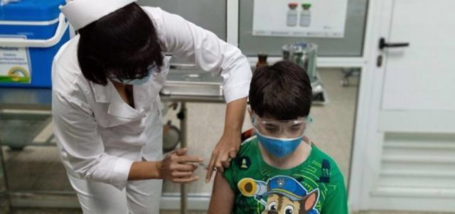 Covid: Avalan vacuna para  niños de 2 a 11 años 