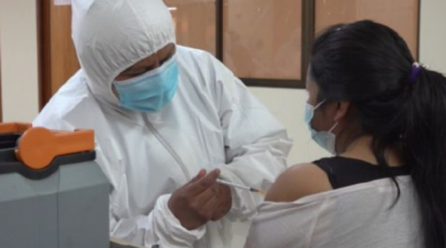 Salud anuncia que desechará vacunas anticovid que no se usaron para la tercera dosis
