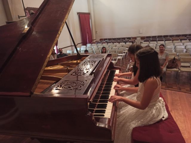 Escuela Fermata presenta su primer concierto de piano en Tarija