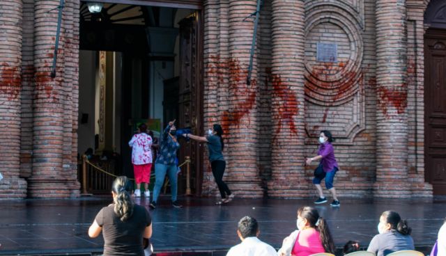 La Iglesia asumirá acciones legales por protestas en su contra 
