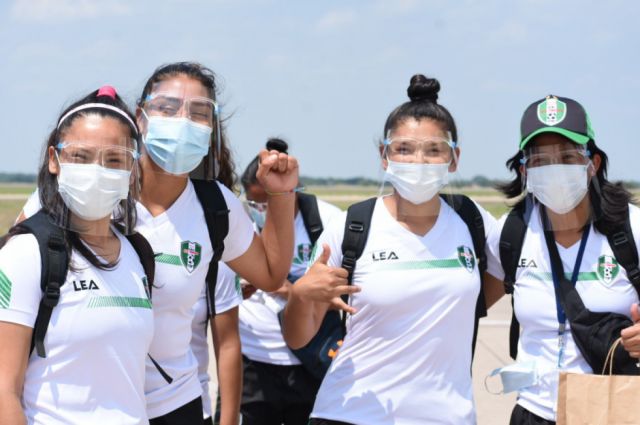 Tomayapo pisa suelo paraguayo y se alista para el debut 