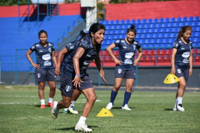 Real Tomayapo cumple su primer entrenamiento antes del debut 