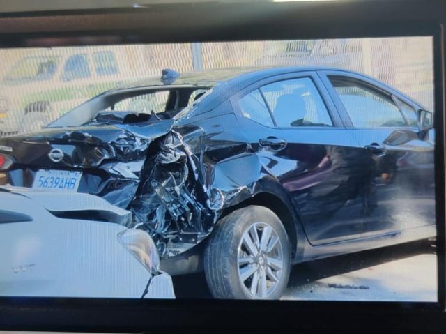 Choque múltiple en la autopista La Paz – El Alto deja al menos 11 vehículos afectados y varios heridos