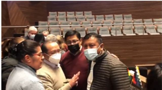 Escándalo en CC: Rosas trató de meterse en la Directiva de la ALP con apoyo del MAS