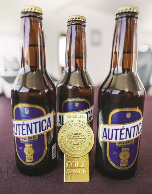 “Cerveza Auténtica Pilsen” gana Medalla de Oro Monde Selection 2021