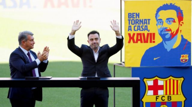 Emotiva presentación de Xavi como entrenador del Barcelona