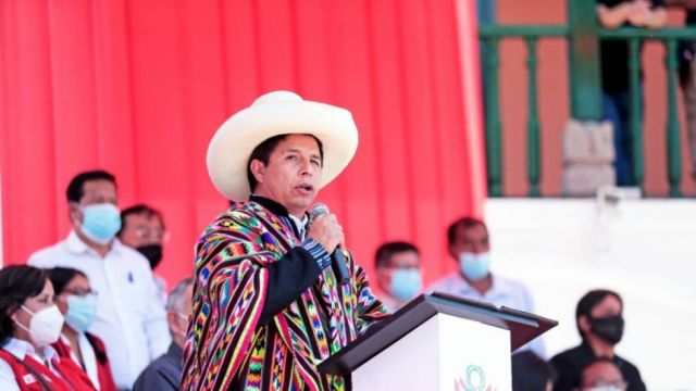 Castillo y sus primeros 100 días en el gobierno