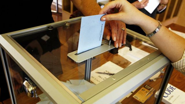 Los argentinos acuden a las urnas para renovar el poder legislativo