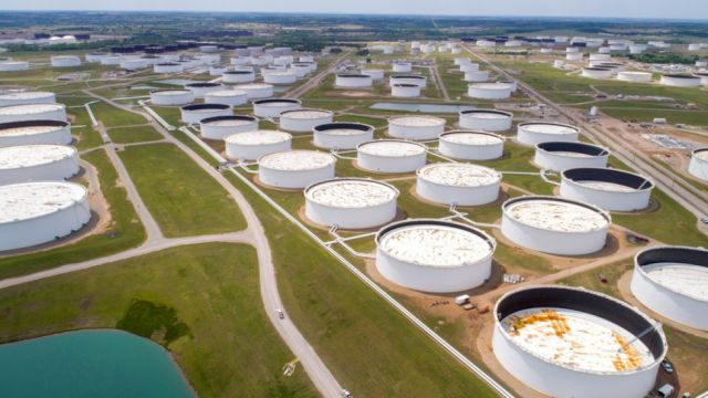 Biden ordena la liberación de 50 millones de barriles de petróleo de las reservas estratégicas de EE.UU.