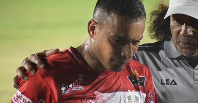 William Ferreira descartado para el partido con Oriente Petrolero
