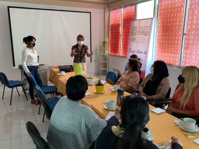 Secretaría de Desarrollo Humano realizó cinco mesas de trabajo para combatir la violencia contra la mujer