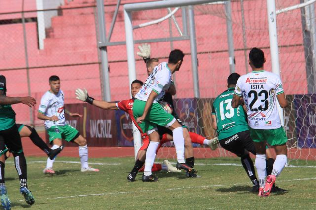 Real Tomayapo visita a un diezmado Oriente Petrolero
