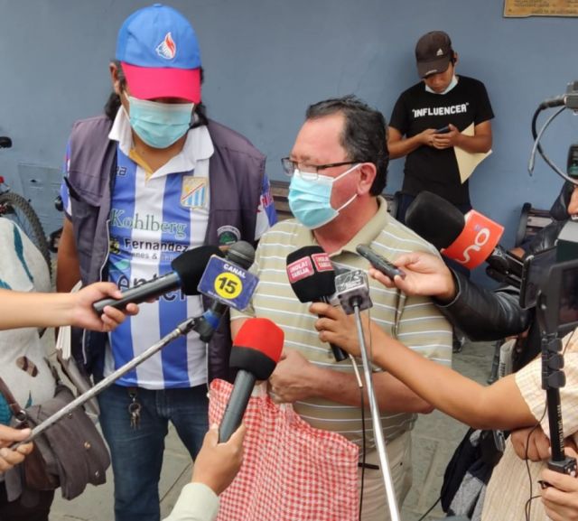 Tarija: Familia busca a Claudio y entregan víveres a Hilario en agradecimiento por acudir en defensa de su hijo