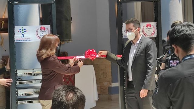 Huawei y UPDS cierran convenio
