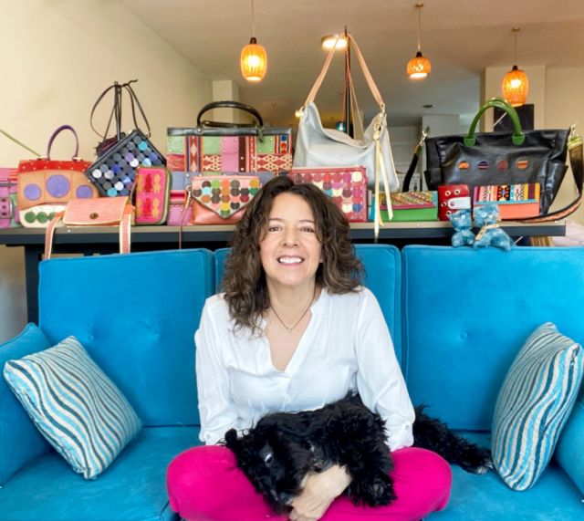Claudia Oporto: “En mis diseños busco equilibrio entre mi visión y la moda”