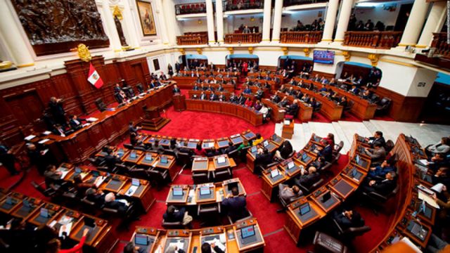 Oposición bloquea reforma tributaria en Perú