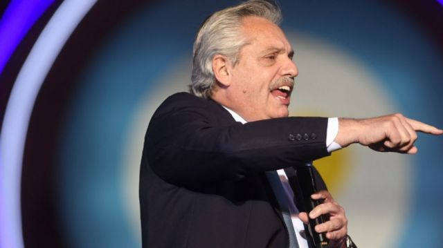 Alberto Fernández anuncia bono para jubilados