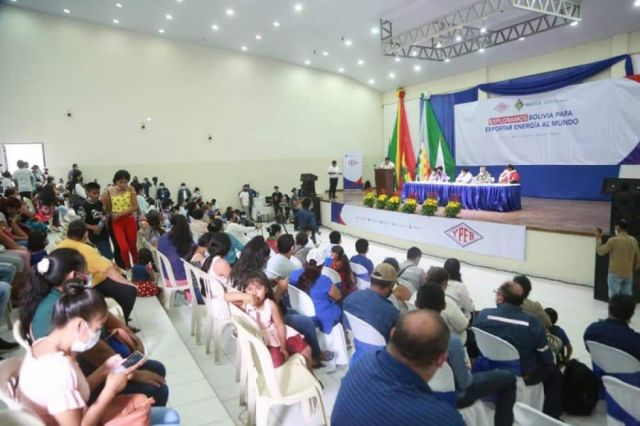 Yacuiba: Inician tendido de red secundaria de gas 