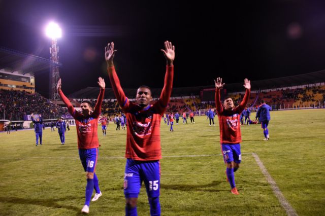 Universitario de Sucre a un paso lograr el objetivo