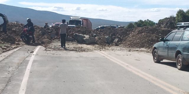 Productores de uva no pueden trasladar sus productos por bloqueos en Tarija