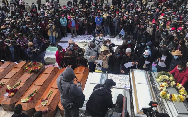 Guatemala impone estado de sitio en comunidades tras masacre de 13 personas