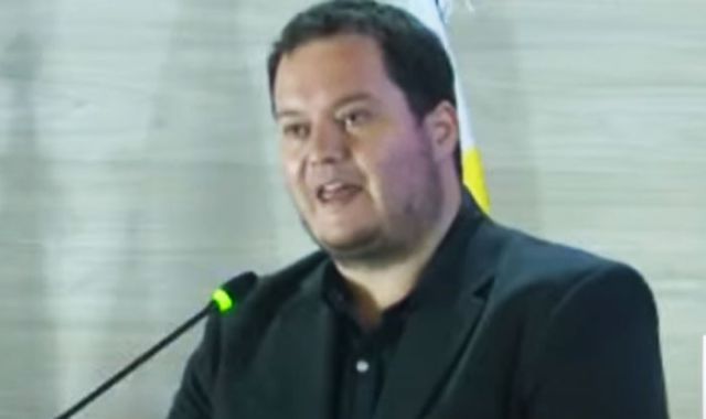 Armin Dorgathen es posesionado como nuevo presidente de YPFB