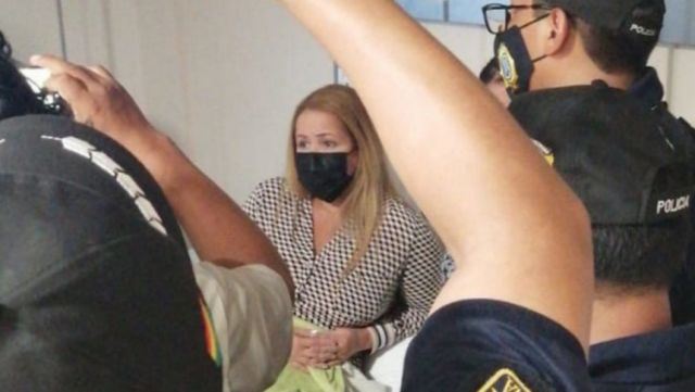 Exalcaldesa Angélica Sosa es enviada a Palmasola por el caso ítems 'fantasma'
