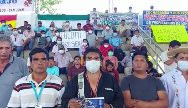 Propietarios de autos ‘chutos’ anuncian marcha