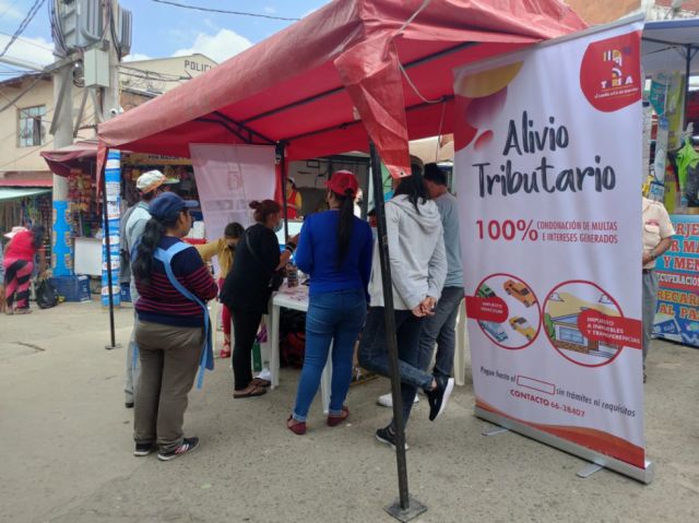 La Alcaldía lleva la feria tributaria a los mercados
