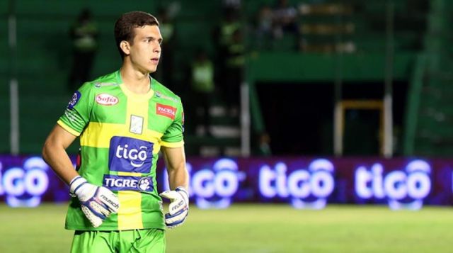 Rodrigo Banegas es el nuevo guardameta de Real Tomayapo