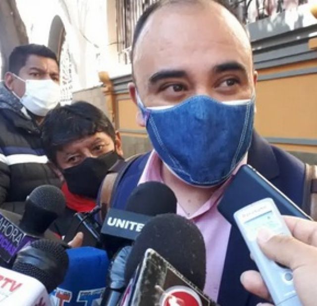 Suspenden declaración de Ávila por caso quema del TED de Tarija