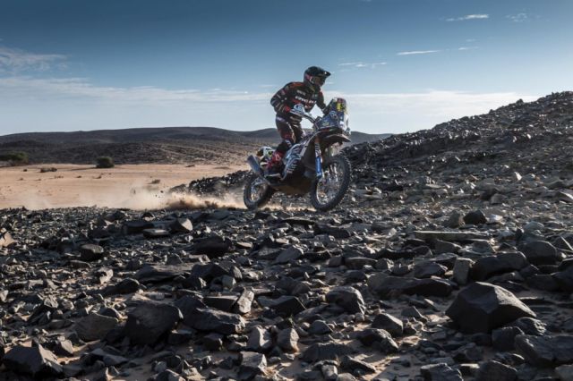El piloto Daniel Nosiglia acelera en el Rally Dakar  