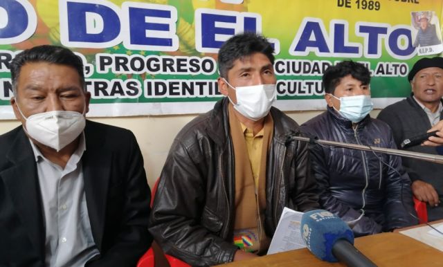 Comité Cívico de El Alto convoca a paro y bloqueo contra los decretos del carnet de vacunación