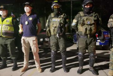 Policía intensifica operativos de control a fiestas en Tarija