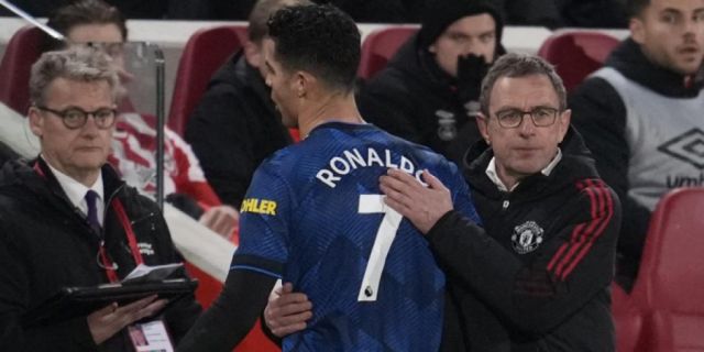 Cristiano fue reemplazado en el  Manchester y estalló de bronca