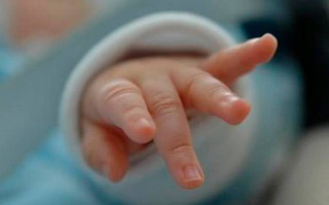 Muere bebé de siete meses por Covid-19 tras una semana de complicaciones