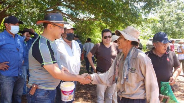 Montes alista programas de desarrollo productivo para todo el departamento de Tarija