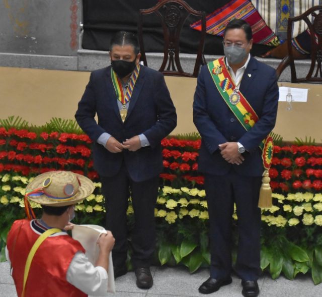 El MAS aplaza su pulso interno y convoca a la unidad
