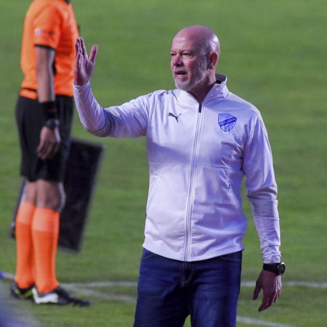 Antonio Carlos Zago: “Ningún equipo va a llegar  al cien por ciento al torneo” 