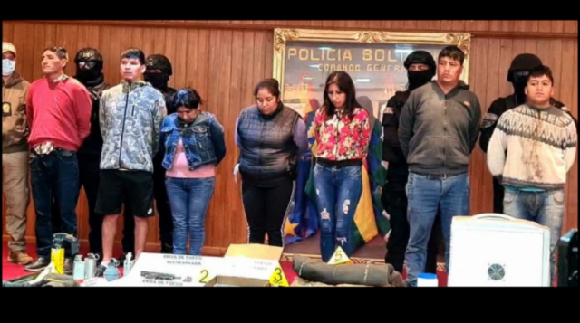 Desbaratan banda criminal que atracó a una mujer en El Alto y dispararon contra dos policías