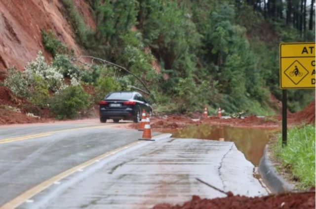 Al menos 18 muertos en Brasil por fuertes lluvias en el estado de Sao Paulo