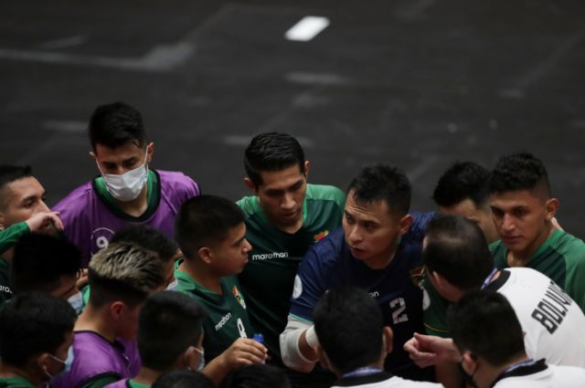 Bolivia vence a 4-3 Perú en la Copa América de Futsal
