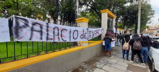 Arce instruye revisar casos de violación y feminicidio en que los sentenciados fueron liberados