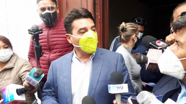 Alcalde garantiza internet para colegios de Tarija 