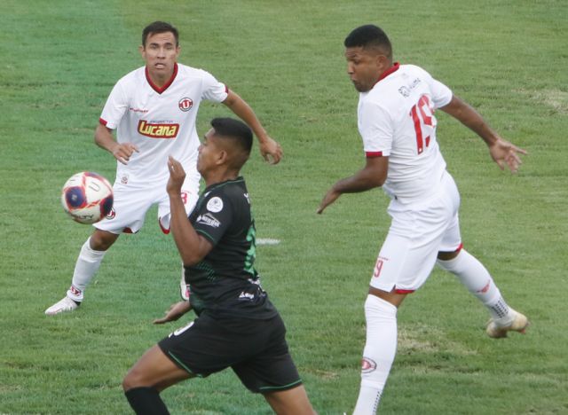 Real Tomayapo dejó escapar la victoria ante la “U” de Vinto 