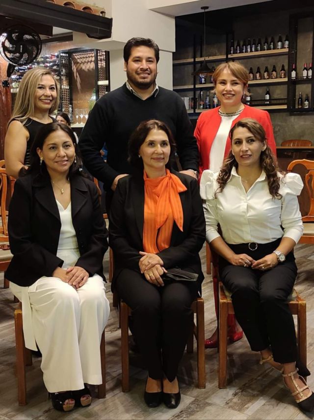 La nueva directiva de la Sociedad Boliviana de Ginecología y Obstetricia Filial Tarija