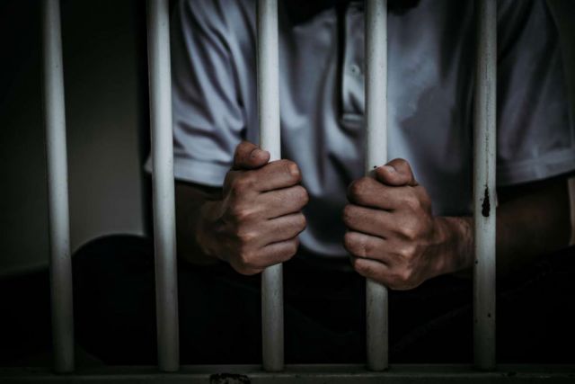 Sujeto asaltó a dos parejas y violó a las mujeres