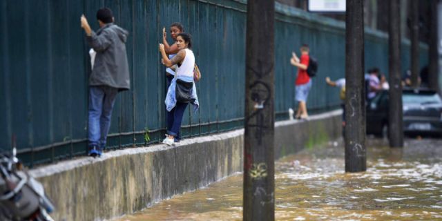 Lluvias dejan al menos 44 fallecidos en Brasil