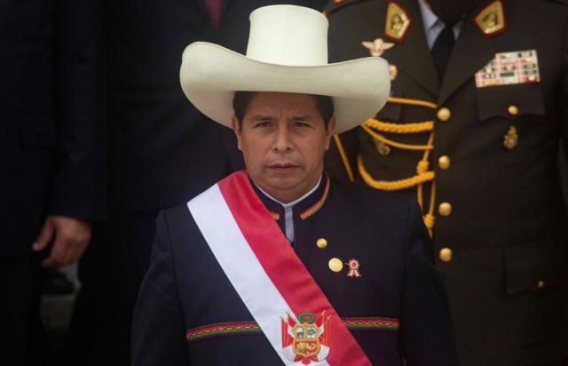 Pedro Castillo garantiza "seguridad jurídica" en Perú
